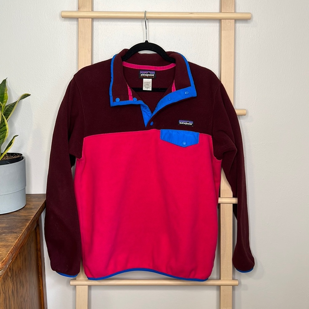 Women's Patagonia Synchilla Fleece, Pink and Maroon, Size MEDIUM